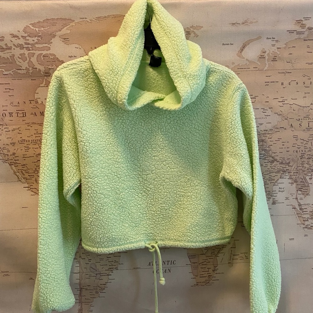 Sherpa crop hoodie